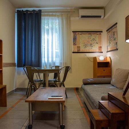 Handcrafted Unique Flat, 200M From The Acropolis Atina Dış mekan fotoğraf